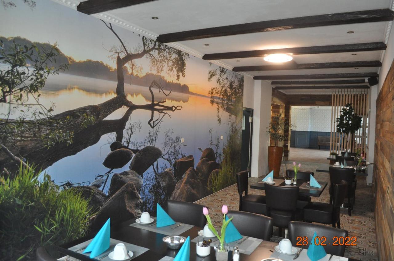 Parkhotel ชเวดท์ ภายนอก รูปภาพ