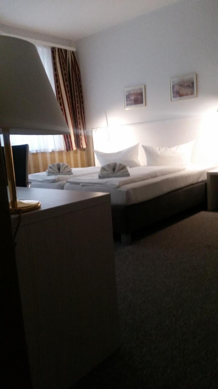 Parkhotel ชเวดท์ ภายนอก รูปภาพ